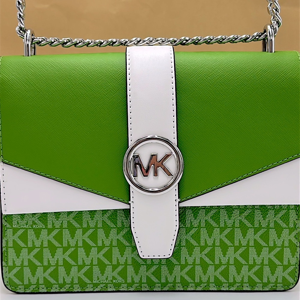 Michael Kors Greenwich Small Color-Block Signature Logo FlapCrossbody Bag
Jungle - Picture 5 of 16